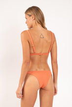 Load image into Gallery viewer, Model Back: Rio De Sol Bottom Bottom Sand-Argila Leblon