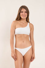 Load image into Gallery viewer, Model Front: Rio De Sol Set Set Sand-White Kora Leblon