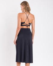 Load image into Gallery viewer, Image 05: Rio De Sol Beach Skirt Nero Long-Skirt-Knot