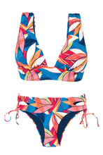 Load image into Gallery viewer, Product Front: Rio De Sol Set Set Maui Halter-Cos Madrid
