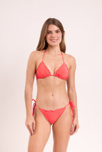 Load image into Gallery viewer, Model Front: Rio De Sol Top Top Malibu-Folia Frufru