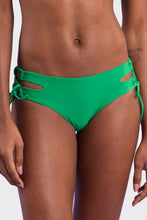 Load image into Gallery viewer, Gallery: Rio De Sol Bottom Bottom Tambourine Madrid
