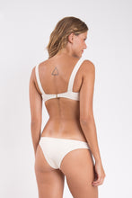 Load image into Gallery viewer, Model Back: Rio De Sol Bottom Bottom Malibu-Natural Essential
