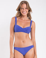Load image into Gallery viewer, Gallery: Rio De Sol Set Set Malibu-Indigo Amelia Essential
