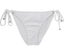 Load image into Gallery viewer, Model Front: Rio De Sol Bottom Bottom Cloque Branco New Comfort
