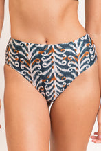 Load image into Gallery viewer, Bottom Ikat Hotpants
