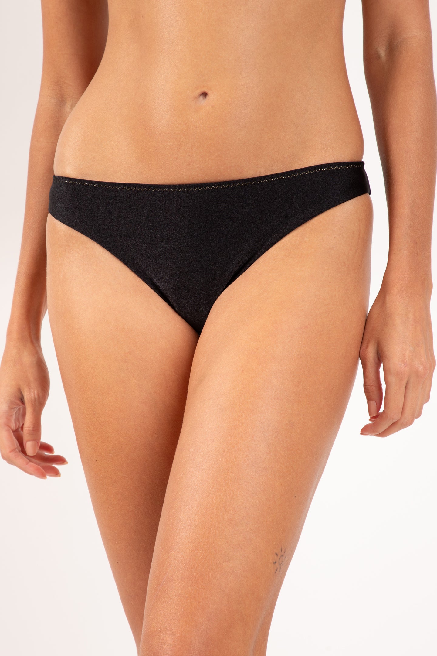 Bottom Shimmer-Black Essential-Comfy