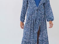 Load and play video in Gallery viewer, Chuva Long Dress Verona
