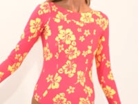 Load and play video in Gallery viewer, Video: Wednesday In Hawaii By Rio De Sol One-Piece Pua-Guava Surf
