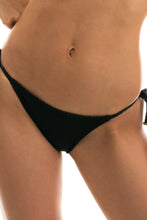 Load image into Gallery viewer, Gallery: Rio De Sol Bottom Bottom Cloque Preto Balconet
