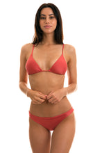 Load image into Gallery viewer, Model Front: Rio De Sol Set Madras Dupla Face
