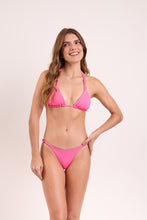 Load image into Gallery viewer, Model Front: Rio De Sol Set Set Mtx-Ultrapink Tri-Rev Essential-Rev
