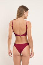 Load image into Gallery viewer, Model Back: Rio De Sol Set Set Touch-Carmim Paola Essential
