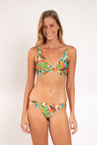 Model Front: Rio De Sol Set Set Tropical Chantal Nice