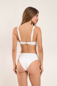 Model Back: Rio De Sol Top Top Sand-White Chantal